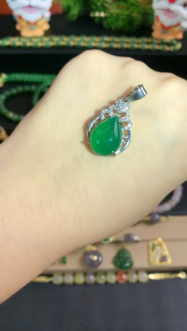 银S925镶嵌吊坠(不含链)玛瑙/玉髓1