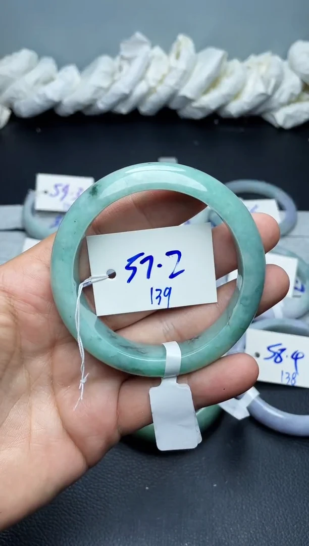 未镶嵌手镯翡翠139