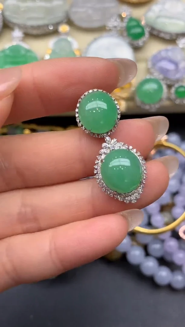 翡翠18K金镶嵌颈饰397-雪姐翡翠天天见