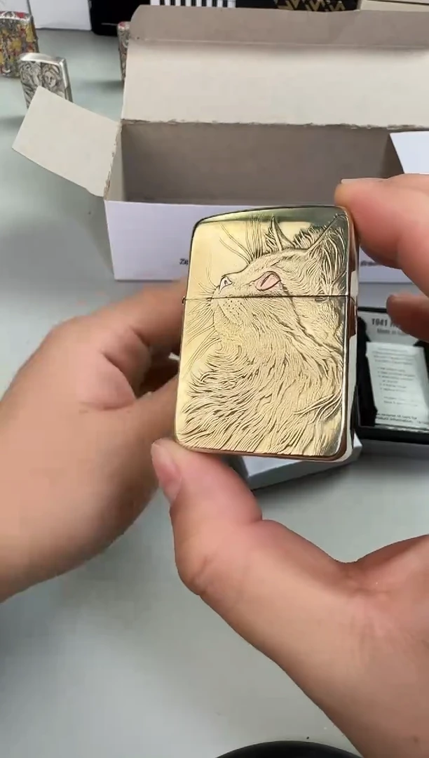 铜1941复刻黄铜仰望星空-睡猫