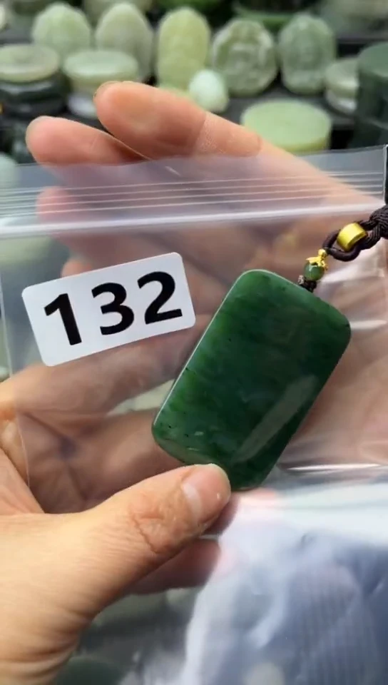 未镶嵌和田玉珠宝半成品牌子