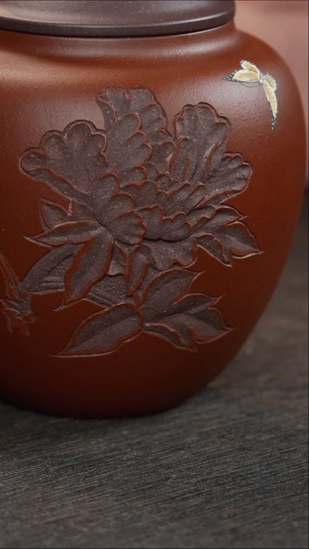 【闪购商品】紫砂茶叶罐小罐朱泥浮雕刻牡丹泥绘蝴蝶