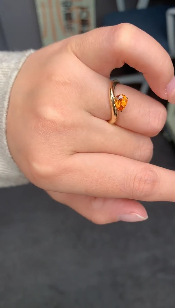 【闪购商品】石榴石（芬达石）戒指18K金镶嵌1.1ct芬达戒指