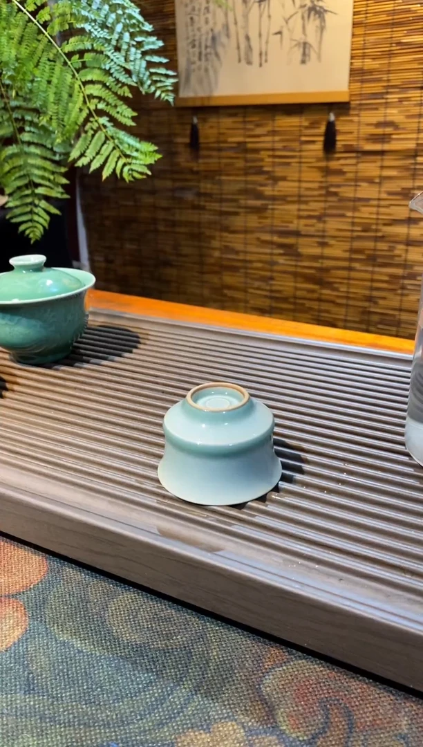 【山隐青瓷】龙窑柴烧杯子 粉青釉微瑕  马蹄杯