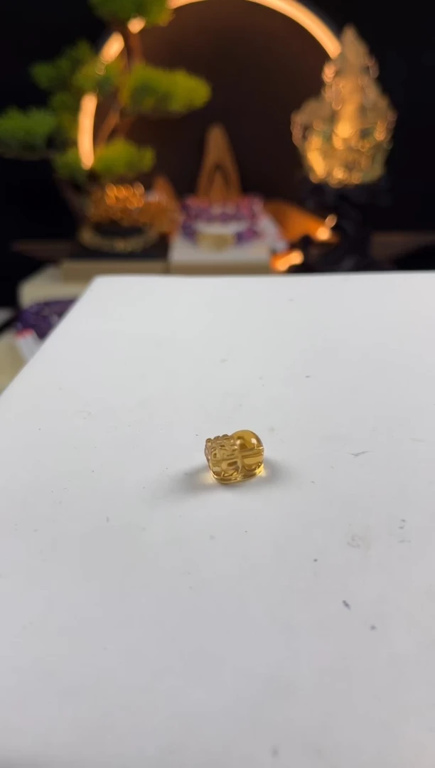 黄晶手链未镶嵌欢**在天然黄水晶貔貅单珠8mm+