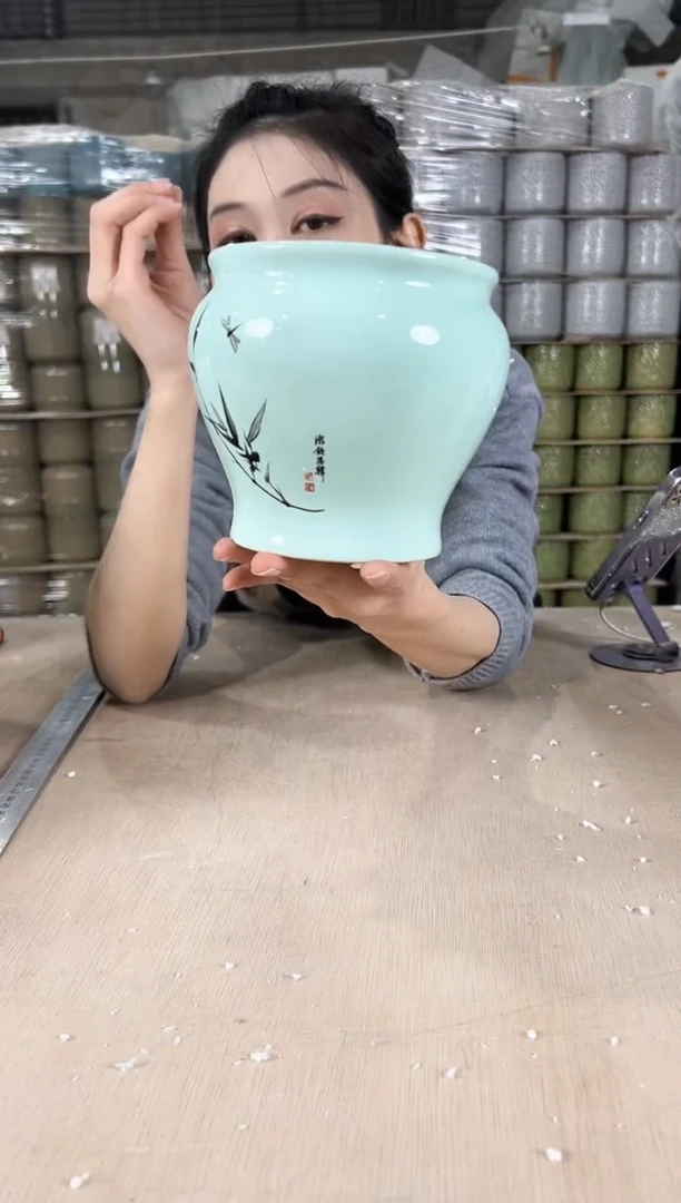 【闪购商品】陶瓷缸形浅绿竹子13x13