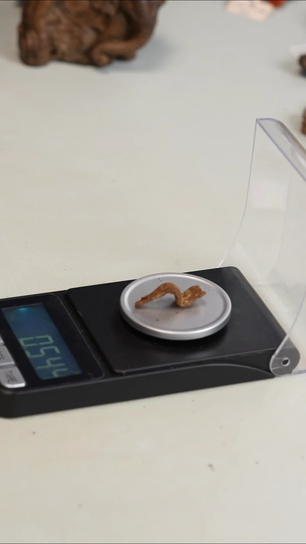 沉香沉香碎屑无***王越南富森红土料0.5g