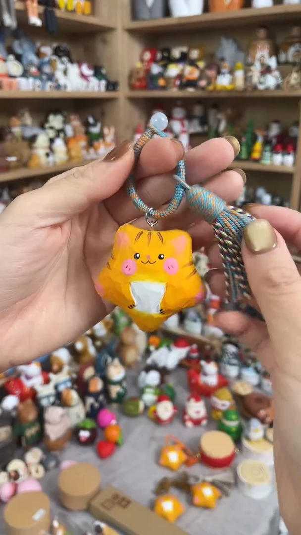 木捡漏价手工木雕星星猫挂件（蓝）