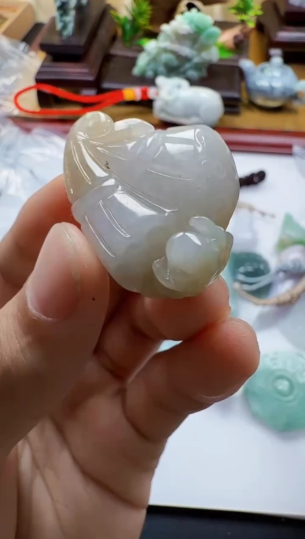 吊坠(不含链)未镶嵌翡翠1