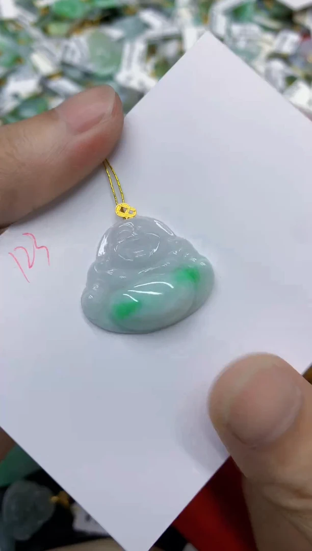 颈饰18K金镶嵌翡翠翡翠