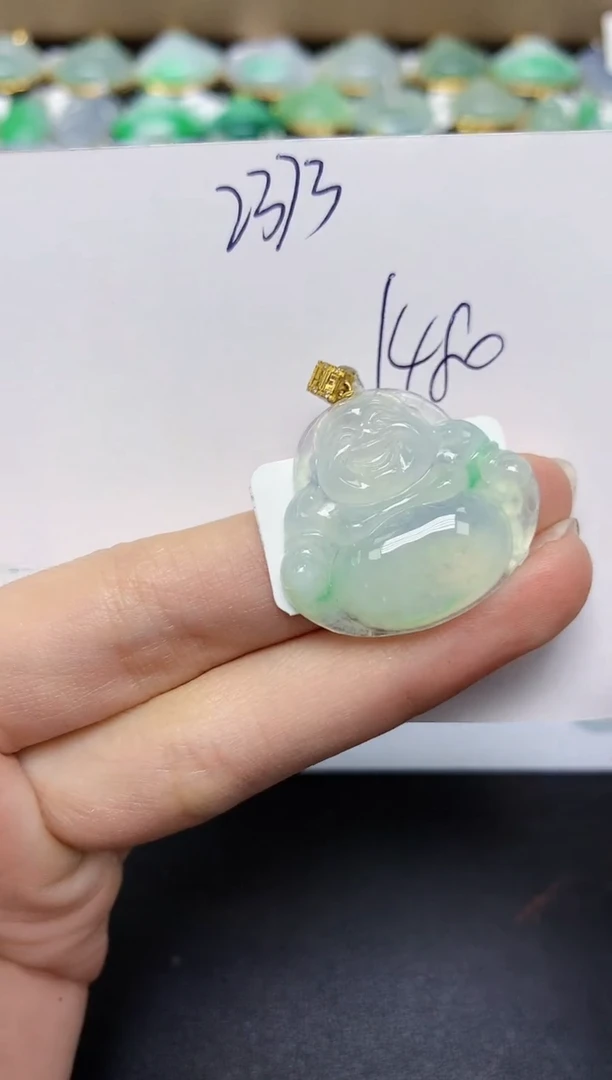 翡翠18K金镶嵌颈饰天然翡翠A货