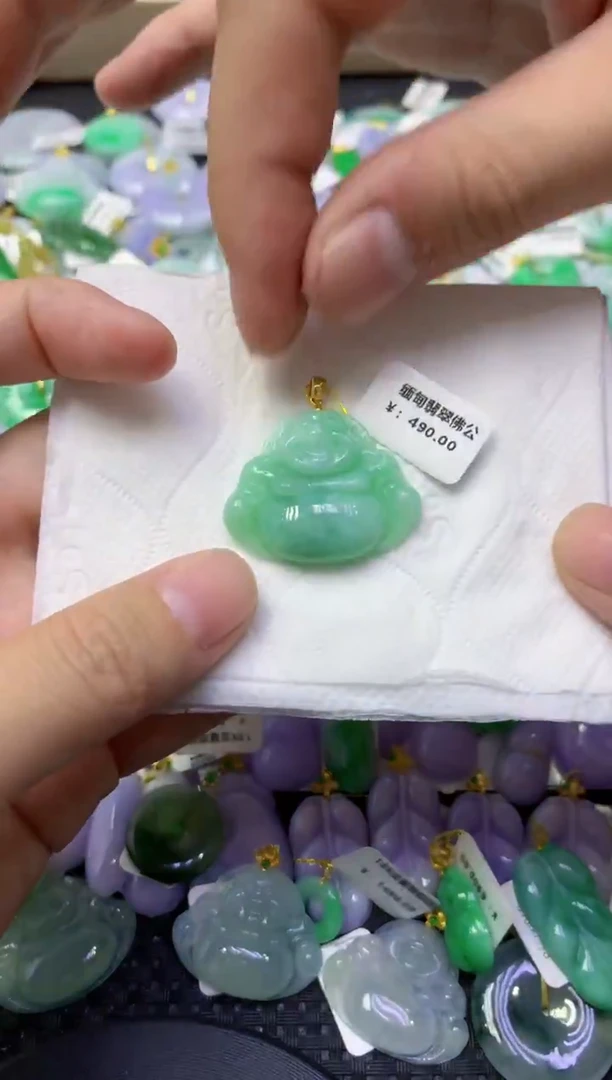 颈饰未镶嵌翡翠天然缅甸翡翠A货