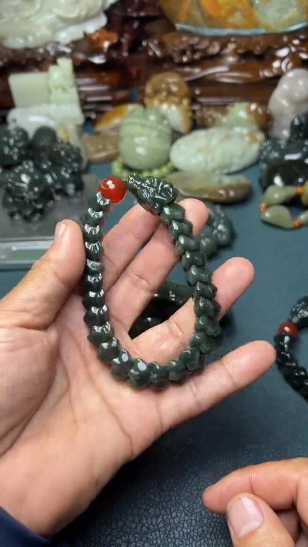 未镶嵌和田玉把件多样性发货拍一发一