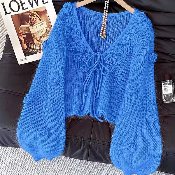 法式温柔慵懒风V领花朵装饰针织开衫女蓝色系带显瘦百搭上衣2025