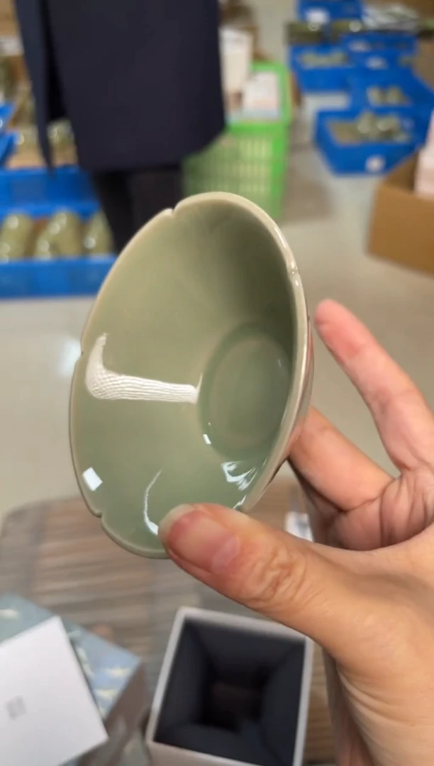 陶瓷言实 纯手工类秘色半釉斗笠