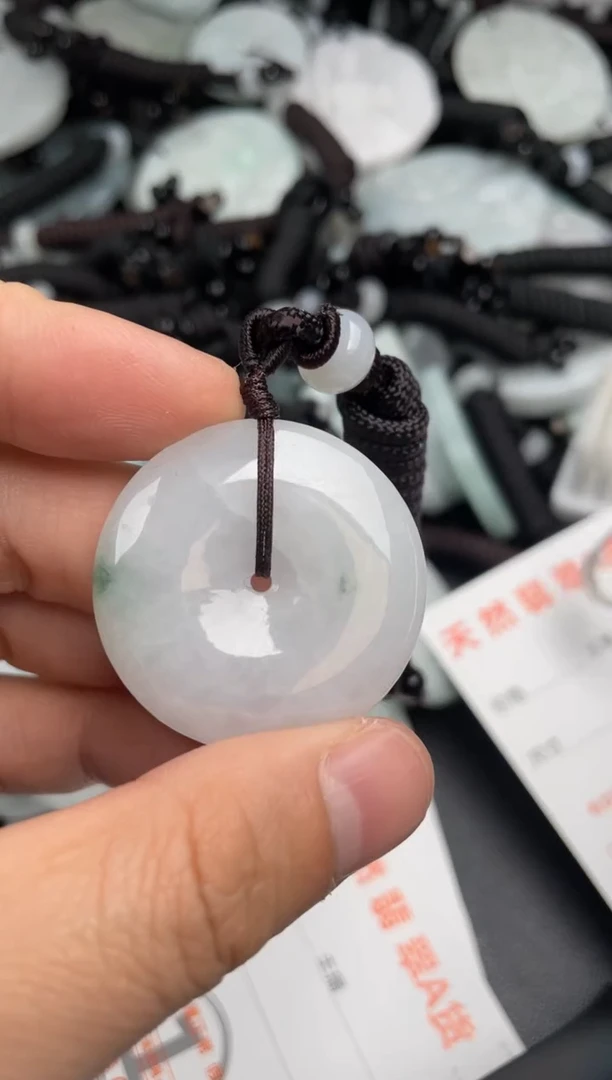 【闪购商品】翡翠吊坠(不含链)未镶嵌1