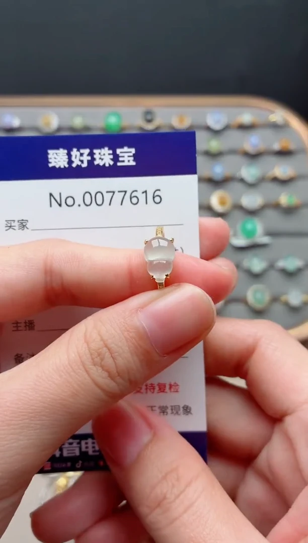 银S925镶嵌戒指翡翠···