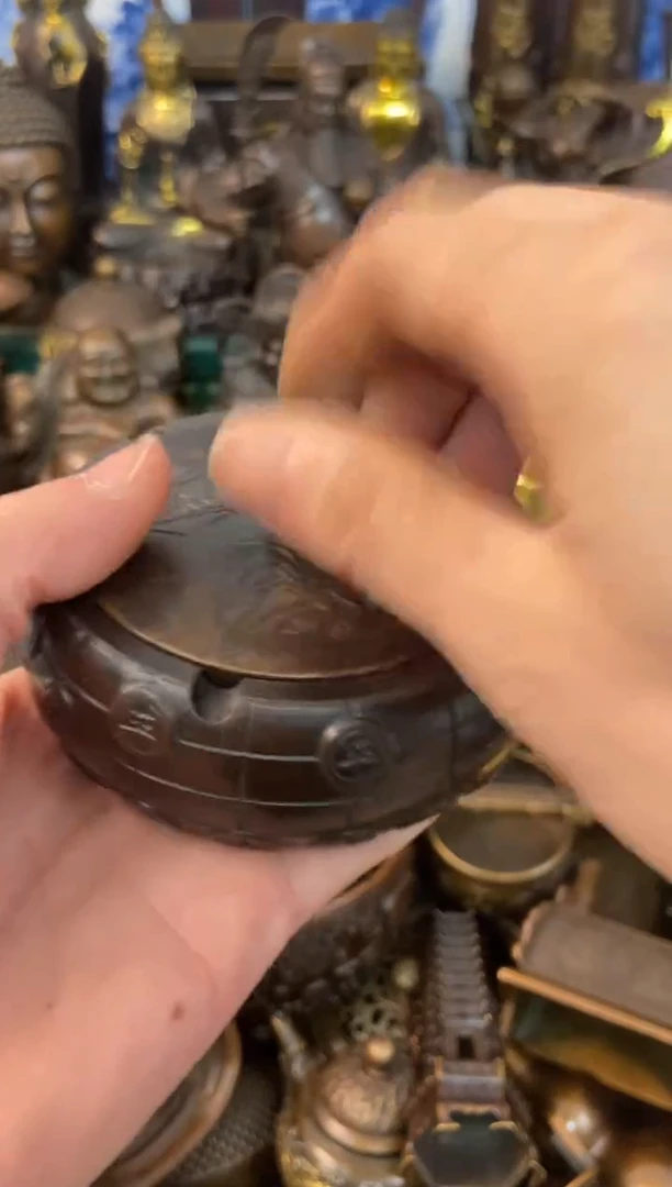诚信经营  铜器摆件