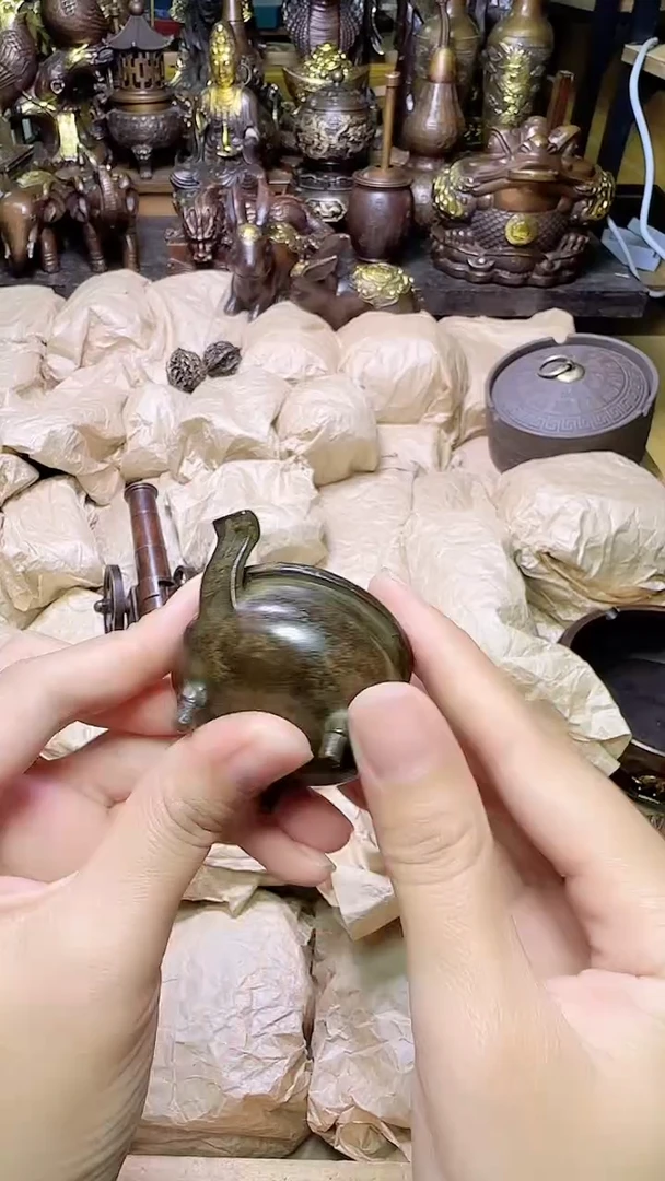 铜器摆件铜器摆件