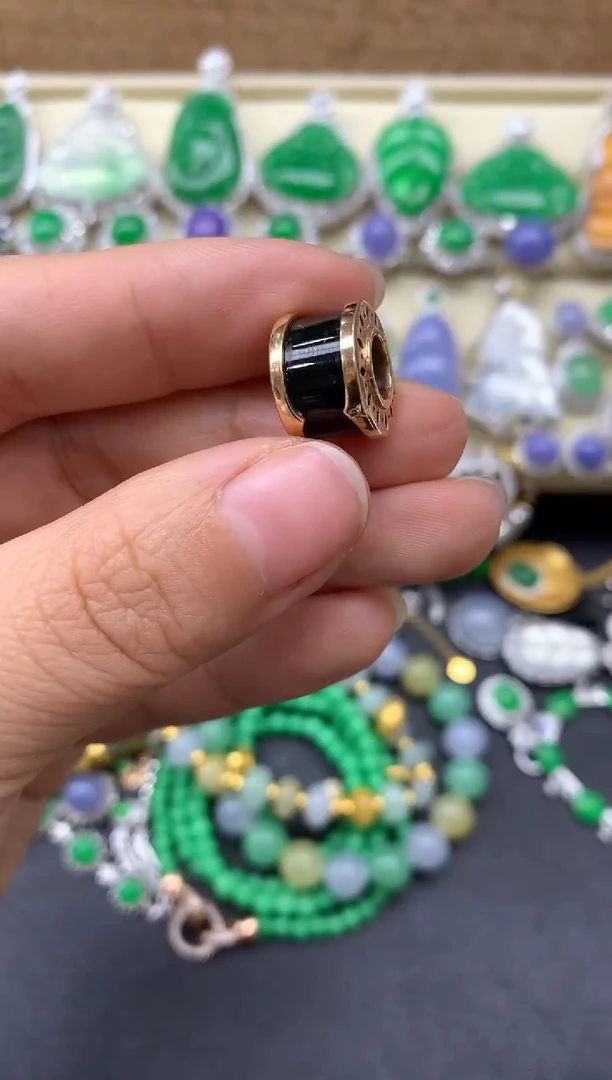 【闪购商品】翡翠颈饰18K金镶嵌413-中国好珍宝