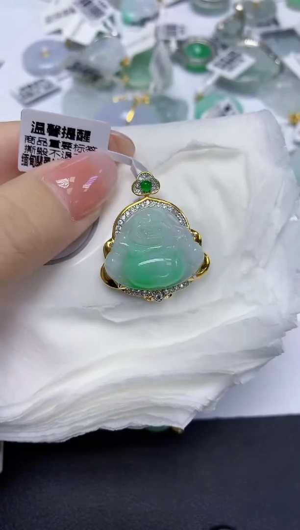 颈饰未镶嵌翡翠天然缅甸翡翠A货多样性发一件