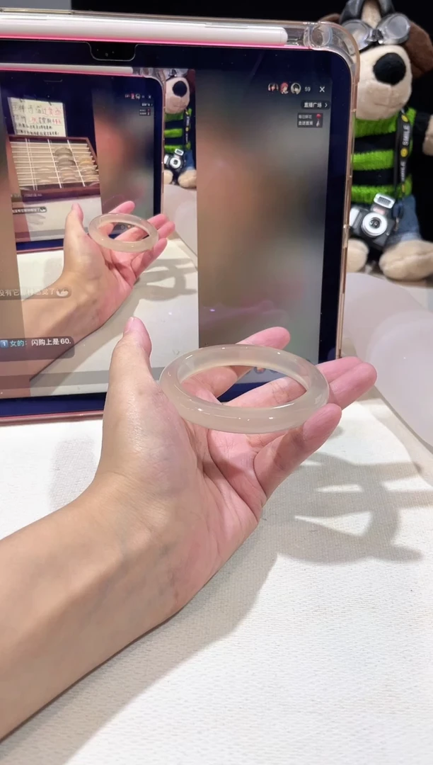 玛瑙/玉髓手镯未镶嵌56.6鉴赏期48小时