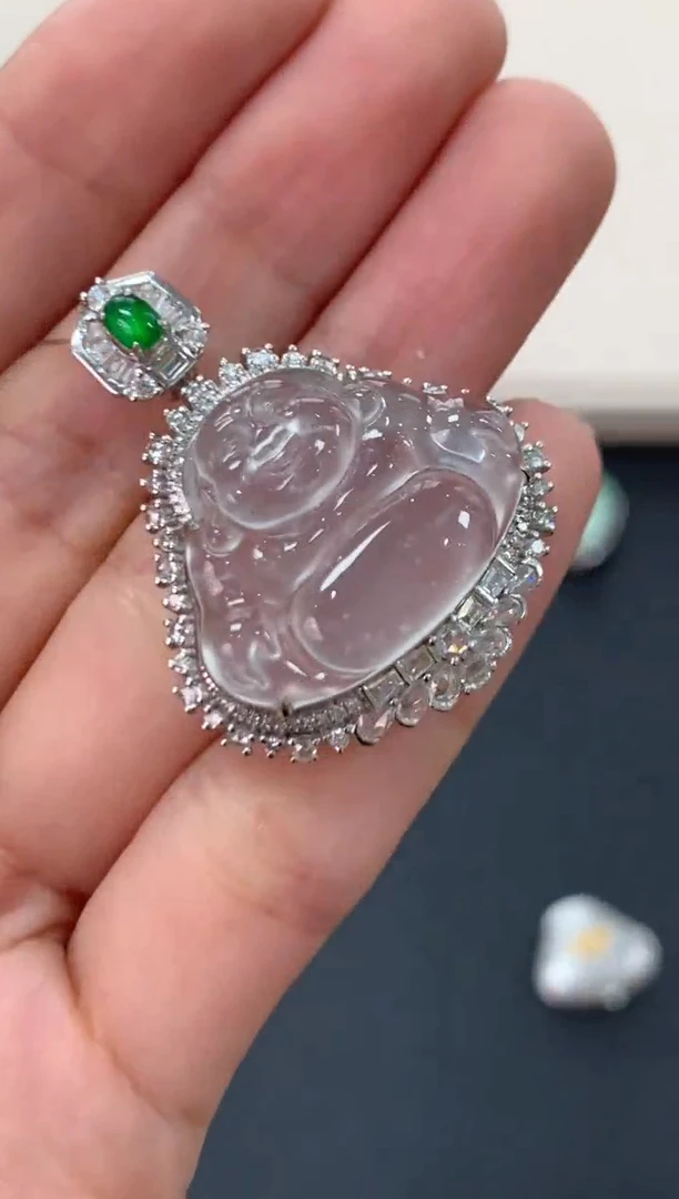 翡翠18K金镶嵌吊坠(不含链)佛公吊坠28800