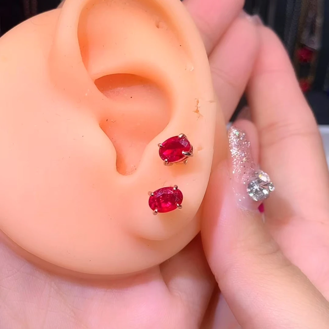 红宝石S925银镶玫瑰金耳坠4.6