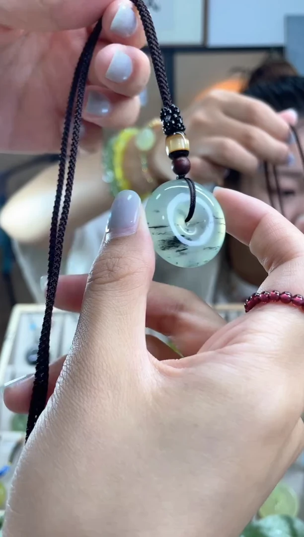 岫玉足银镶嵌吊坠多样性发货其中发一