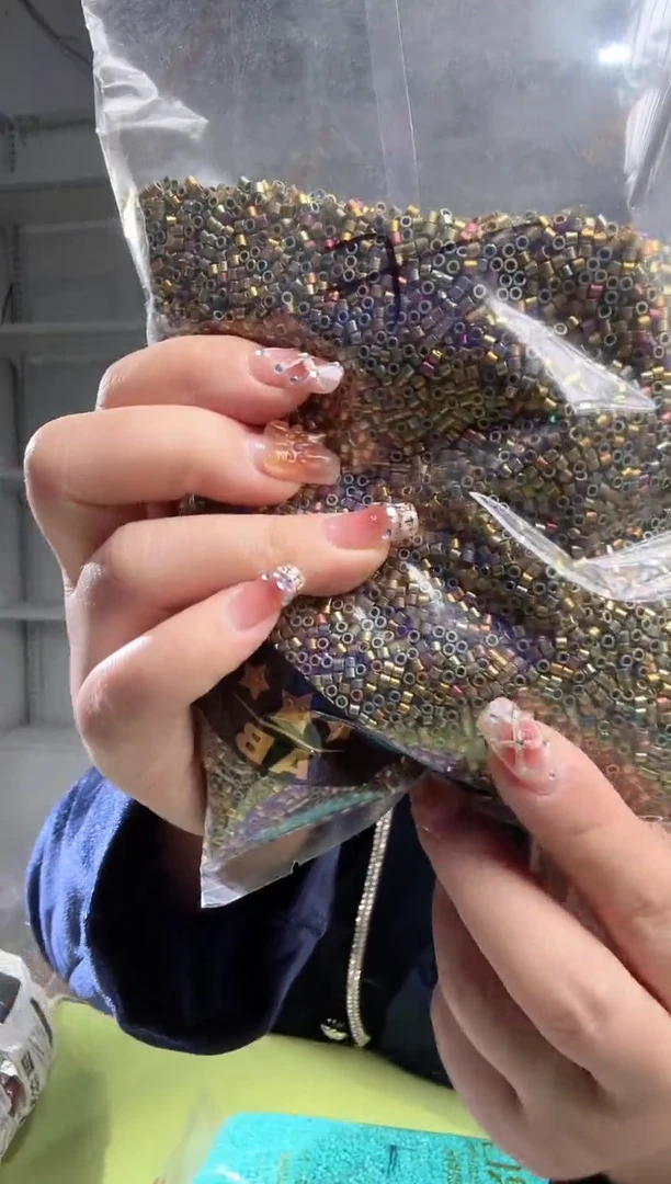 玻璃0108古董珠2.5规格到手1包电镀色