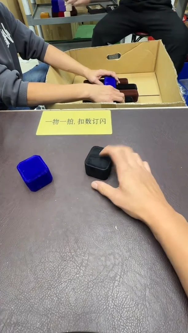 手工艺品琉璃黄****g329