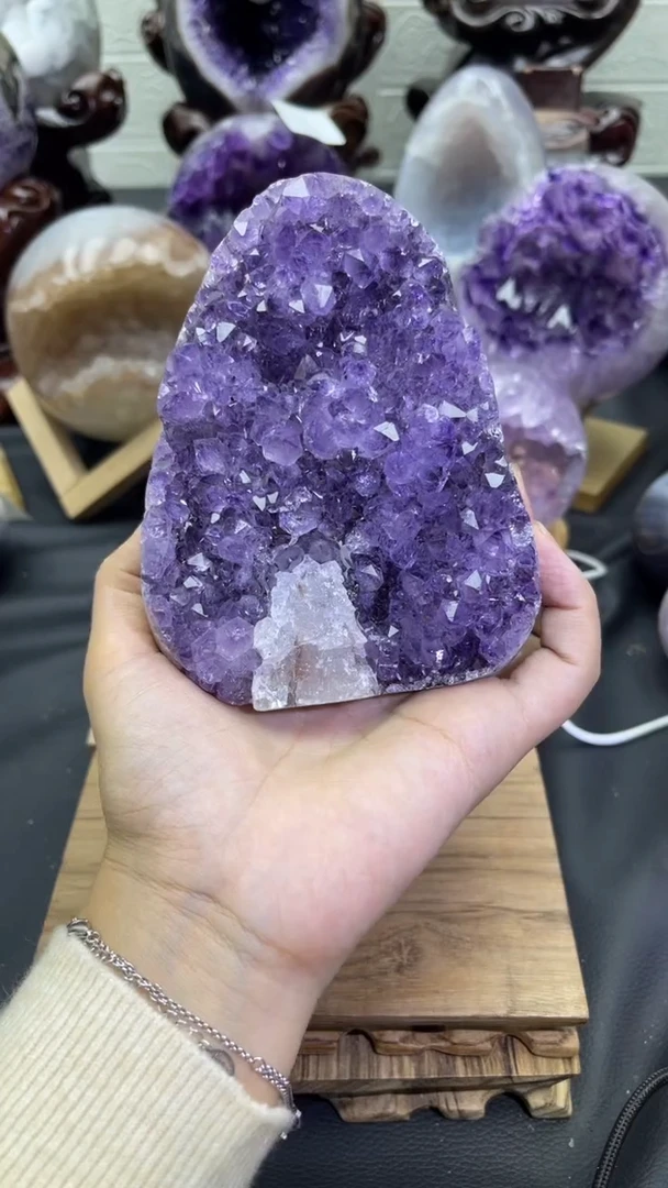 未镶嵌大型摆件（非配饰）紫晶40号摆件