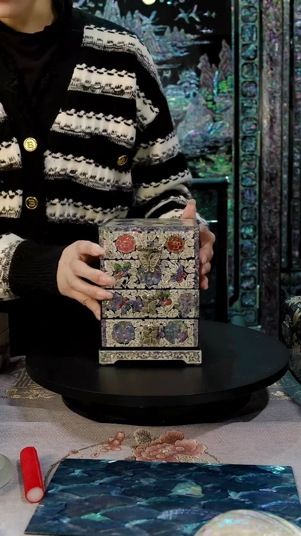 黑底紫边·弘贝雅螺钿漆器文化馆