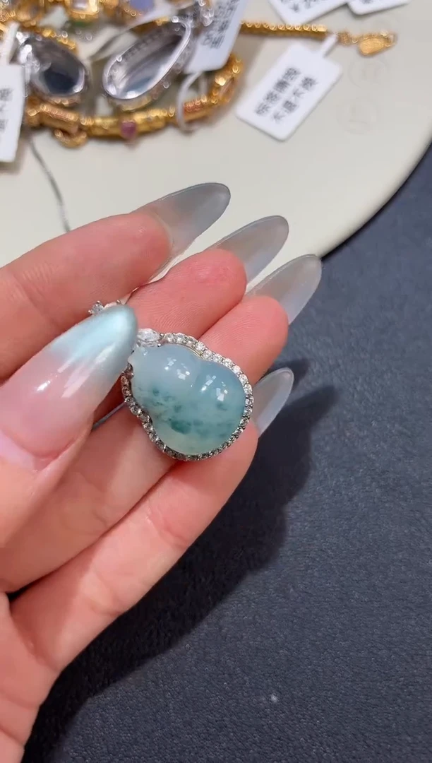 吊坠(不含链)银S925镶嵌翡翠吊坠