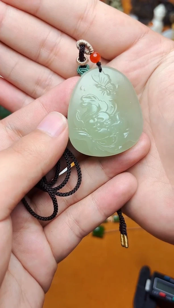 【闪购商品】和田玉颈饰未镶嵌牡丹花