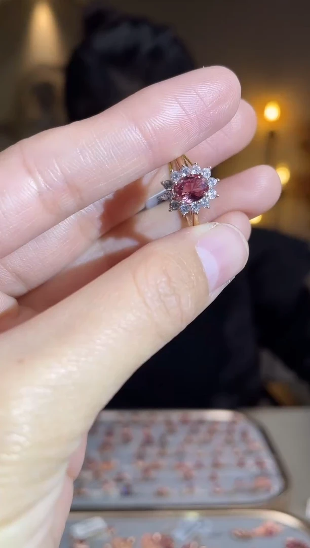 手饰彩色蓝宝石银S925镶嵌手饰