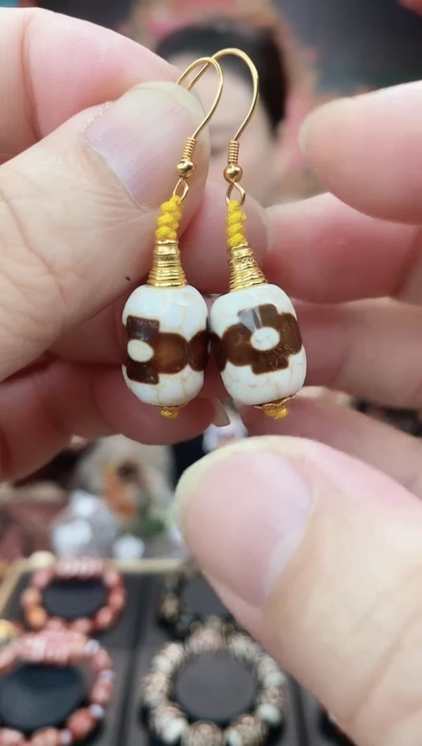 【闪购商品】玛瑙/玉髓耳坠银S925镶嵌玛瑙坛城三眼耳坠