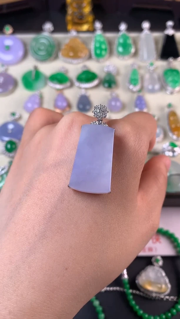 吊坠(不含链)18K金镶嵌翡翠吊坠