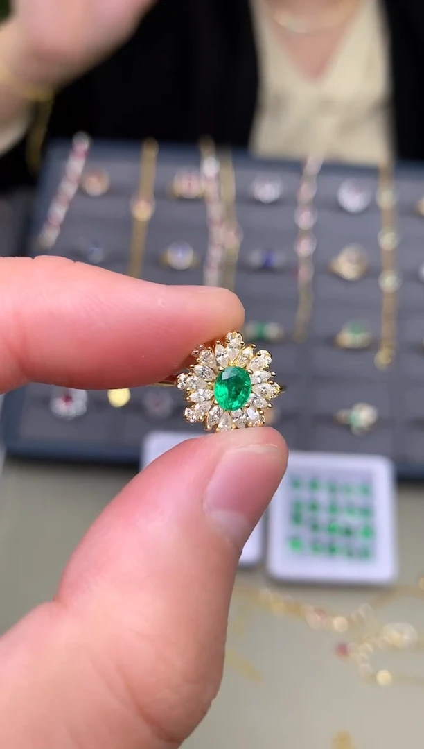 银S925镶嵌戒指祖母绿戒指