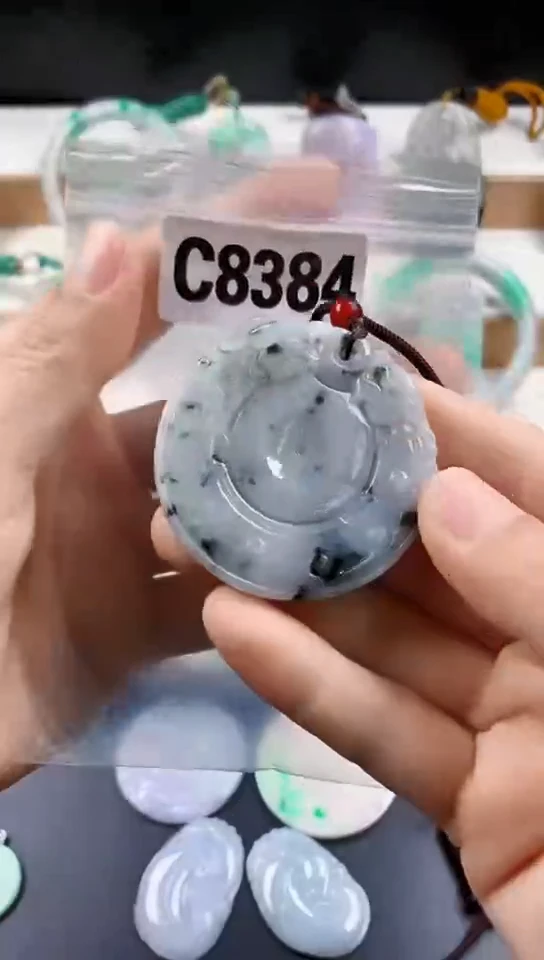 颈饰未镶嵌翡翠天然翡翠吊坠挂件
