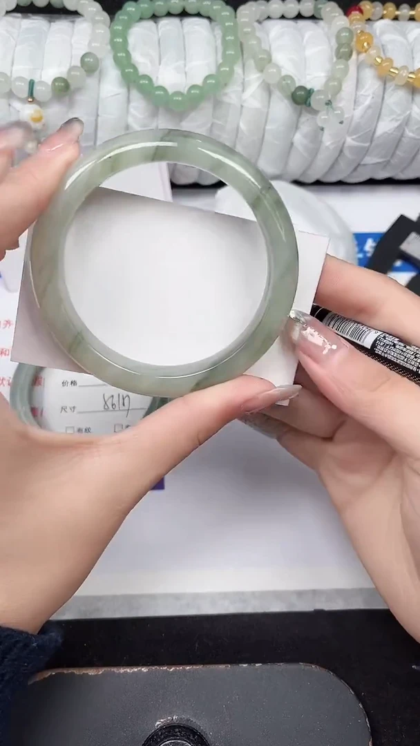 未镶嵌手镯石英质玉159-58/59