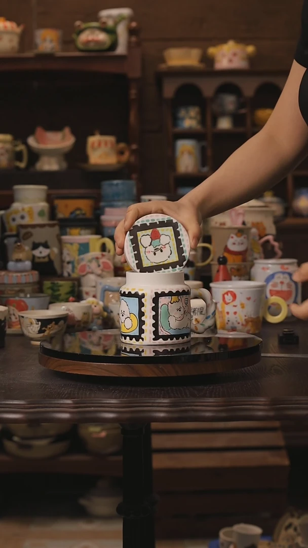 摆件景德镇釉下彩绘设计师款式陶瓷