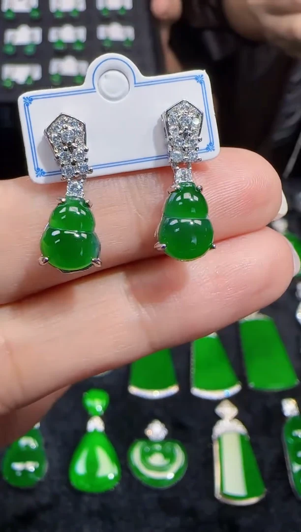 未镶嵌定制翡翠翡翠耳环5