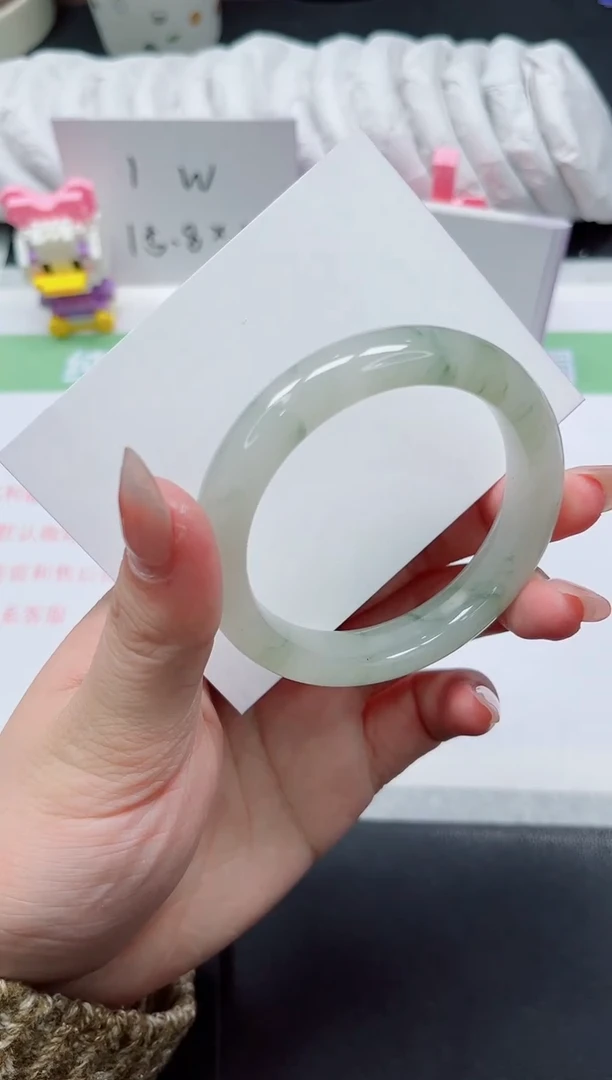 【闪购商品】石英质玉手镯未镶嵌217