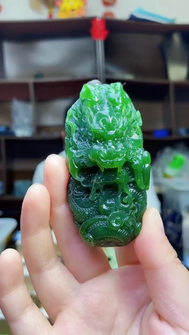 和田玉未镶嵌颈饰1