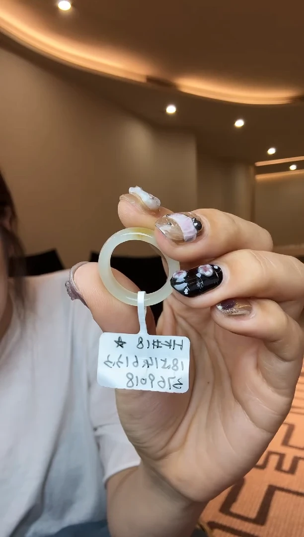 【闪购商品】和田玉戒指未镶嵌18码糖白