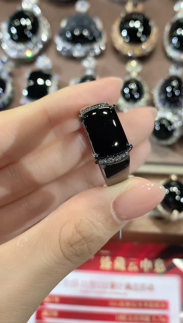 18K金镶嵌戒指翡翠C35翡翠