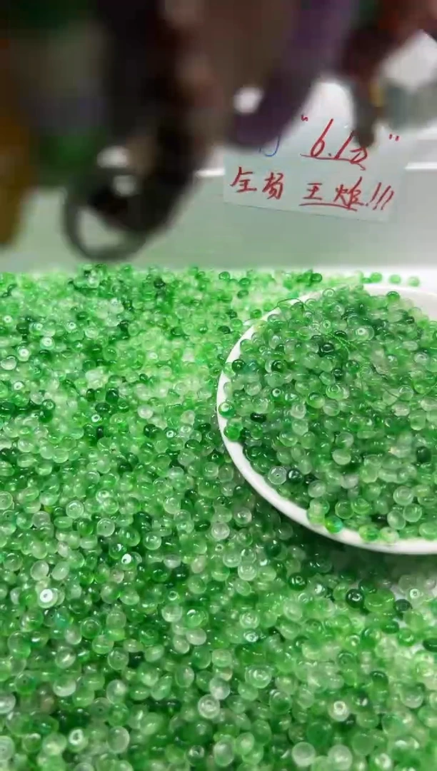 玛瑙/玉髓颈饰未镶嵌w2773冰飘绿花算盘5*2mm*50颗