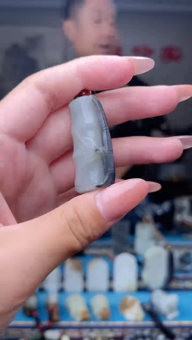 未镶嵌和田玉挂件1