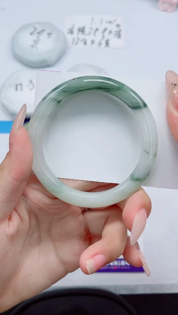 石英质玉手镯未镶嵌178-56/57